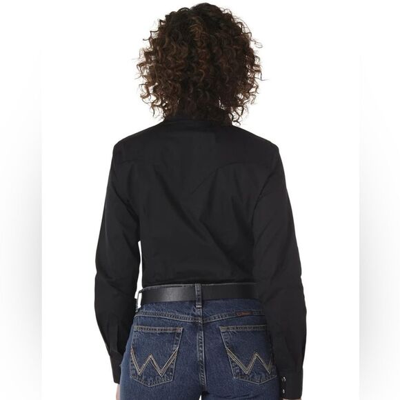 Wrangler Women's Western Two Pocket Snap Shirt NEW no tag Black - Picture 2 of 4